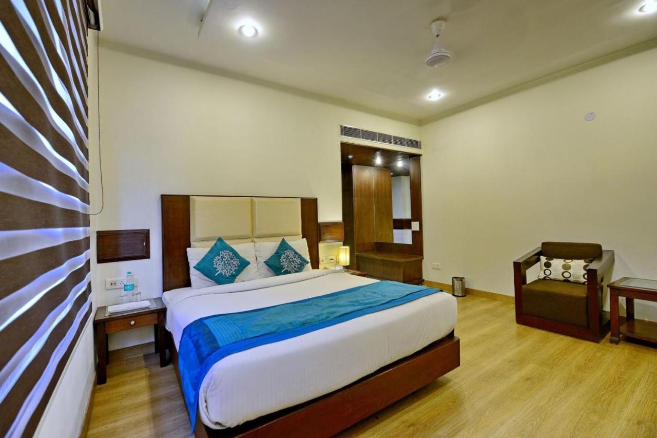 Vivo Hotels Джаландхар Екстер'єр фото